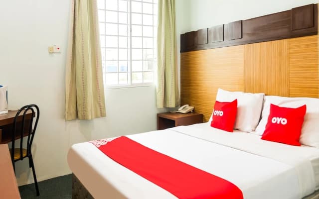 Royal Hotel by OYO Rooms - photo 3