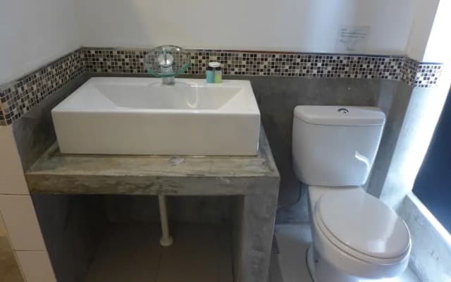 Wesberly Apartments - photo 5
