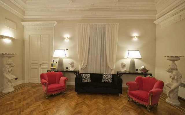 Palazzo Lombardo - photo 2
