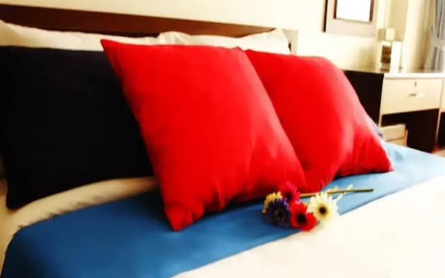Golden Apartment - photo 3