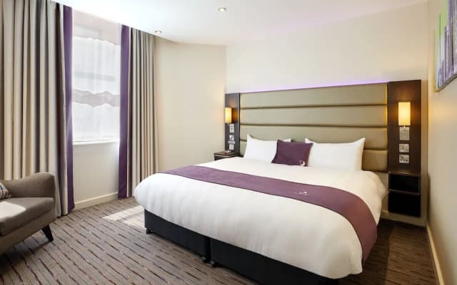 Premier Inn Edinburgh Park - Airport - photo 4