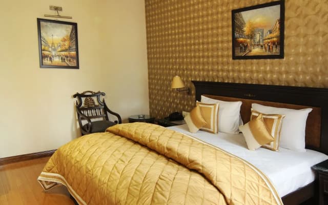 Hotel Diplomat Residency - photo 3