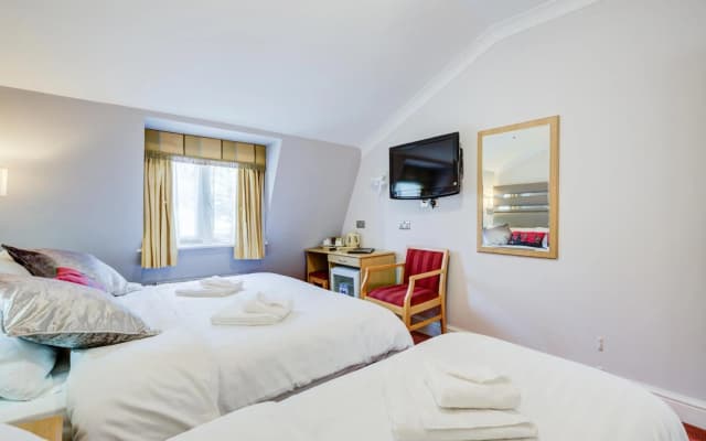 Kingsway Park Hotel at Park Avenue - photo 3