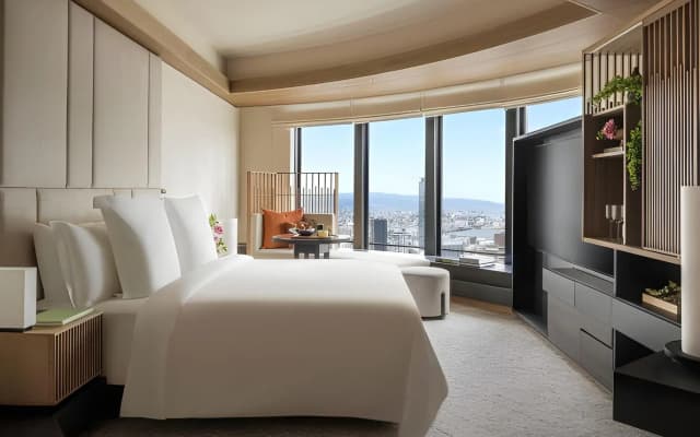 Four Seasons Hotel Osaka - photo 3