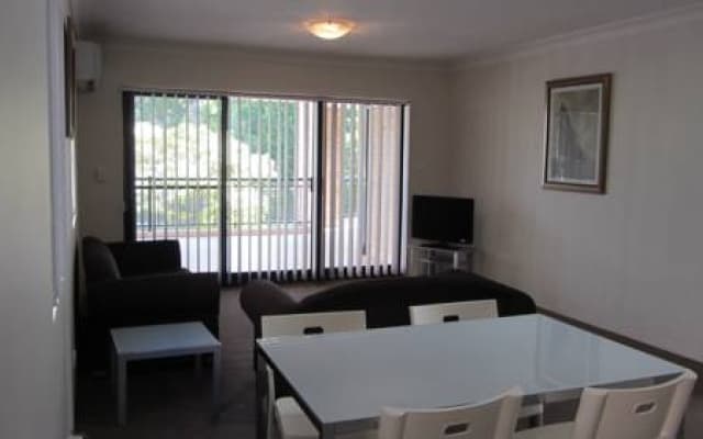Parkside Apartments on Thomas Street - photo 5