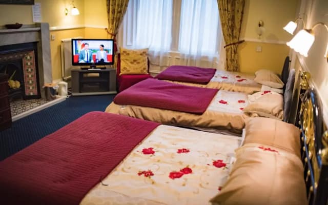 Strathallan Guest House - photo 2