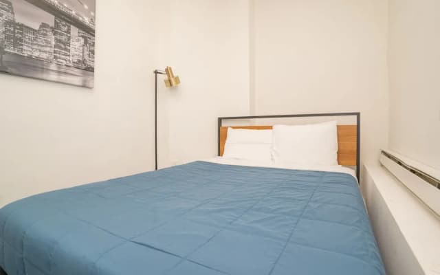 Hells Kitchen Apartments 30 Day Stays - photo 2