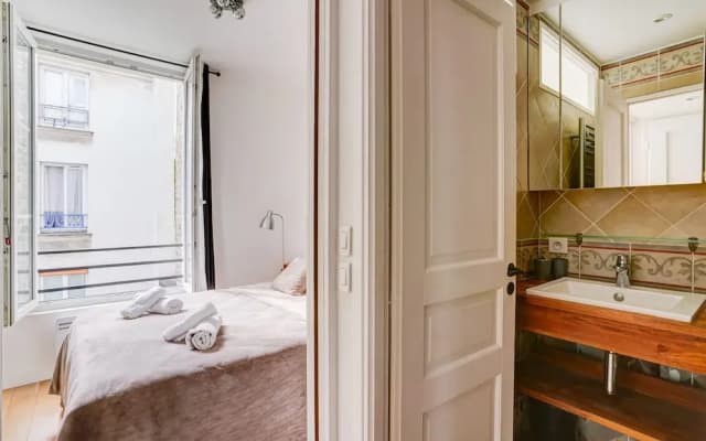 Aramis S Vres Modern 1 Bed Apt in Paris - photo 5