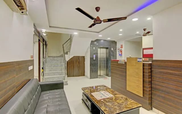 Treebo Trend Dwarka Residency - photo 2