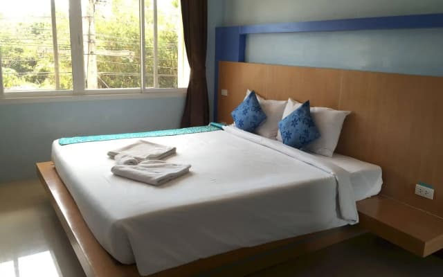 Krabi Serene Loft Hotel - photo 3