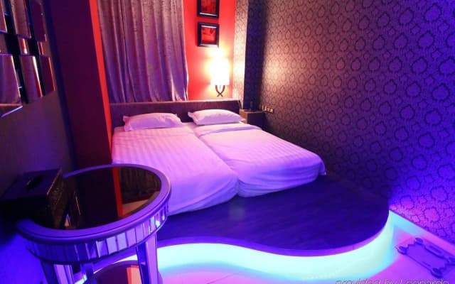 OYO 89494 Max Star Hotel - photo 3