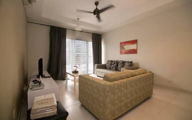 Homely Condo Near Embassy Row - photo 5
