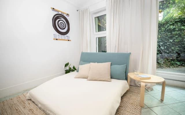 City Hideaway with Terrace - photo 4