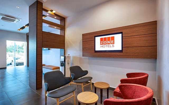 ZONE Hotels - photo 2