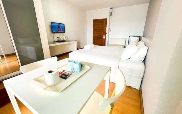 The Island Resort - photo 2