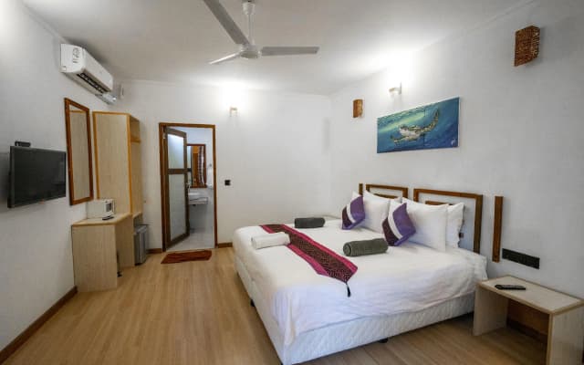 Rasdhoo Stay Hotel - photo 2