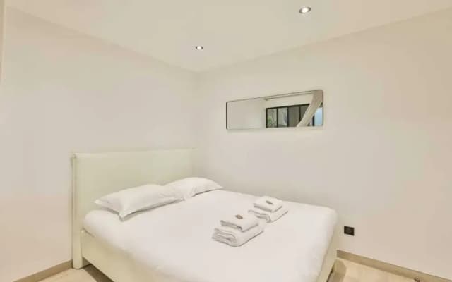 Newly Renovated Appartement Canal de L'ourq - photo 2