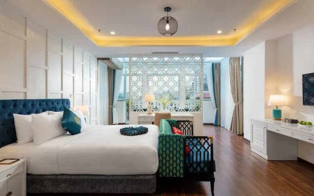 Minasi HanoiOi Lakeside Hotel - photo 3