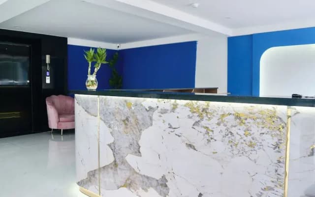 Blue Waves Hotel - photo 2