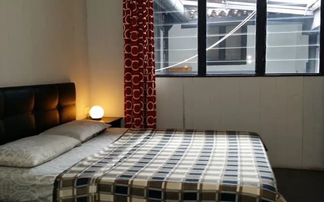Jalan Jalan Emas Guest House - photo 3