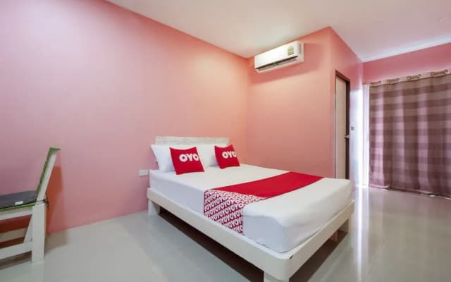 OYO 1030 Cd Mansion - photo 5