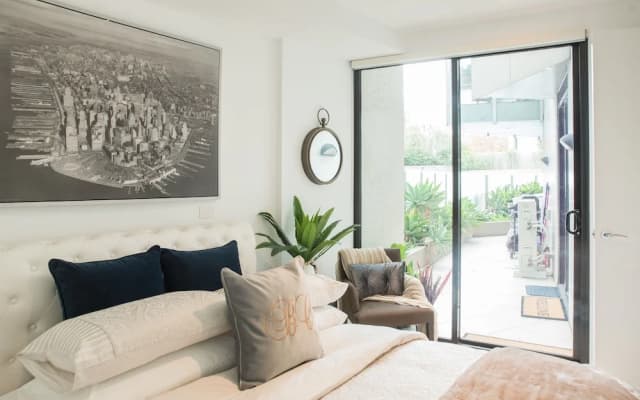 Richmond Oasis Apartments - photo 5