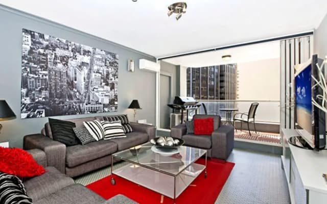 Sydney CBD 2 Bedroom Apartment with Balcony - photo 4