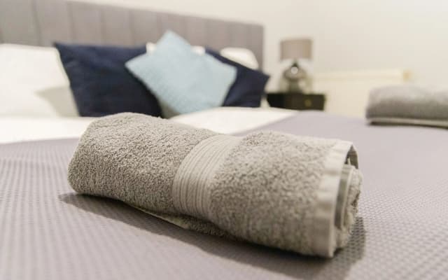 King bed, central and near metro - photo 4