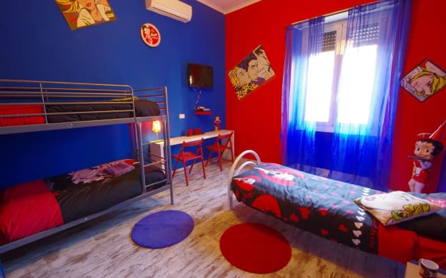 Comics Guesthouse - photo 2