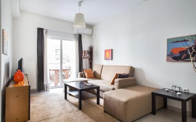 Flat 3 bedrooms 1 bathroom - Athens - photo 2