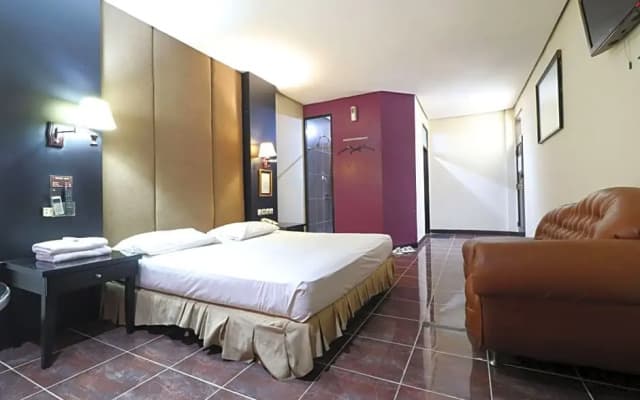 C One Hotel Pulomas - photo 4