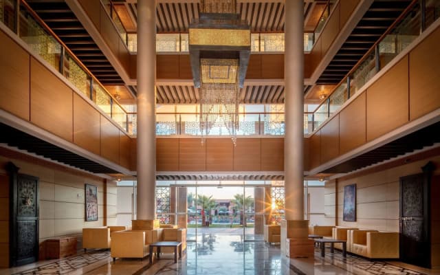 Zephyr Hotel Club Resort and Spa - photo 2