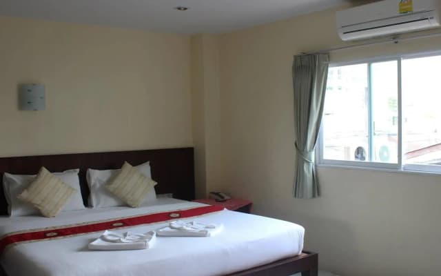 Patong Palm Guesthouse - photo 2