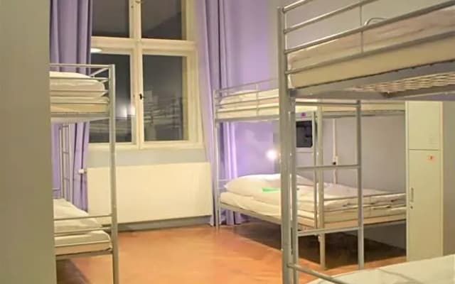 GLOBE Hostel Prague ADULTS ONLY - photo 2