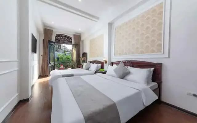La Lisa Hotel - photo 2