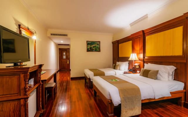 Empress Angkor Resort & Spa - photo 4