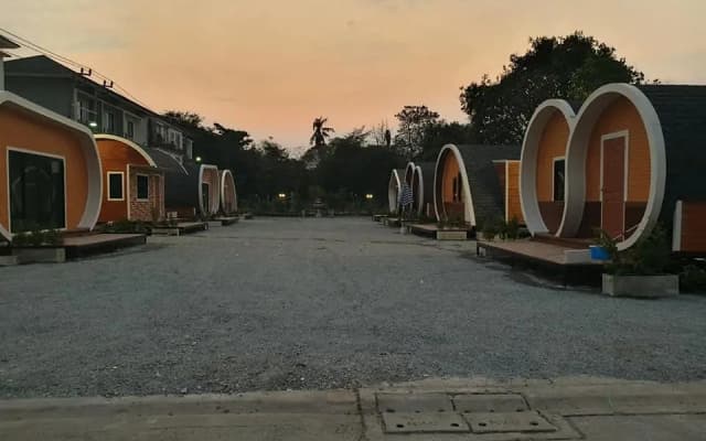 Tiny Hut Resort by vava - photo 2