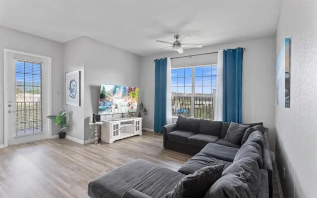 5037 Shoreway Loop #408 - photo 2