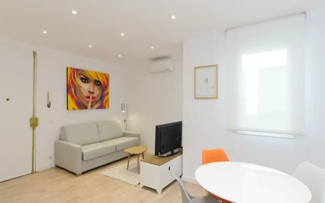 Centric & Cosy 1bed-1 bath flat in Park Retiro - photo 4