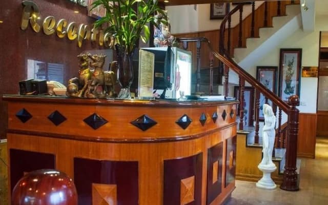 Valentine Hotel - photo 2