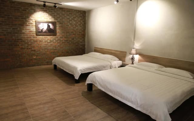 Hotel Nelayan - photo 4