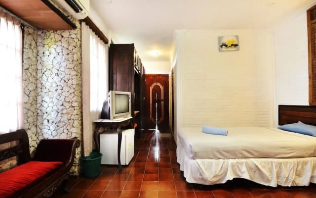 Hotel Prawita - photo 3