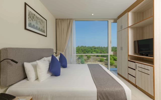 Splash Beach Resort  - photo 2