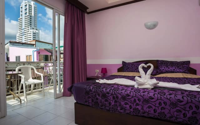 Hotel Grand Orchid Inn - photo 4