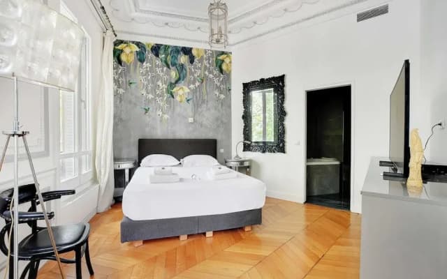 Magnificent Appt - 2bd/4p - Champs-elysees/alma - photo 4