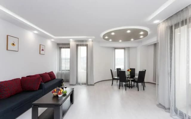 Serviced Apartment on Rustaveli Avenue 9 - photo 3