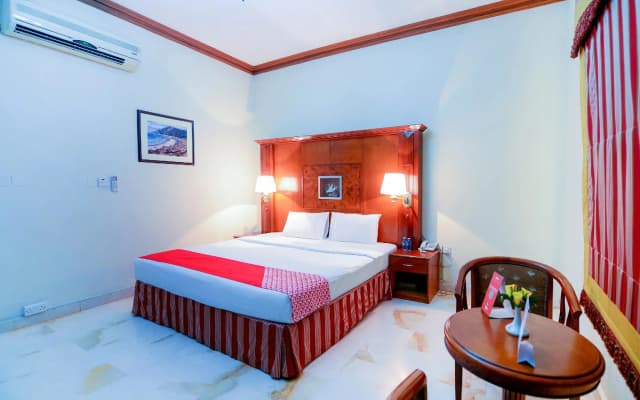 Hotel Golden Oasis - photo 3