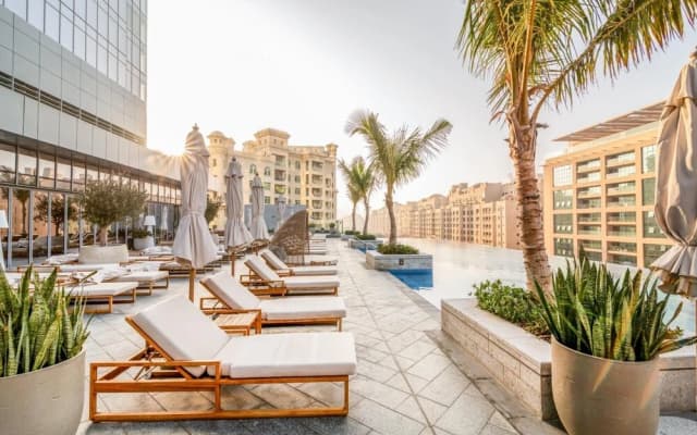 Sea View Luxurious Studio - photo 4