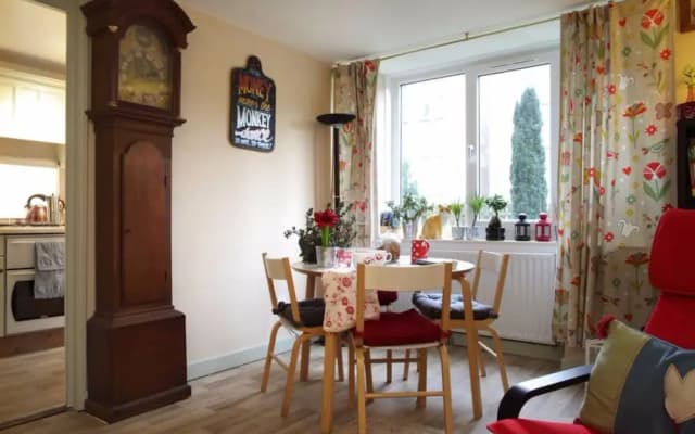 Stockbridge Flat With Garden - photo 5