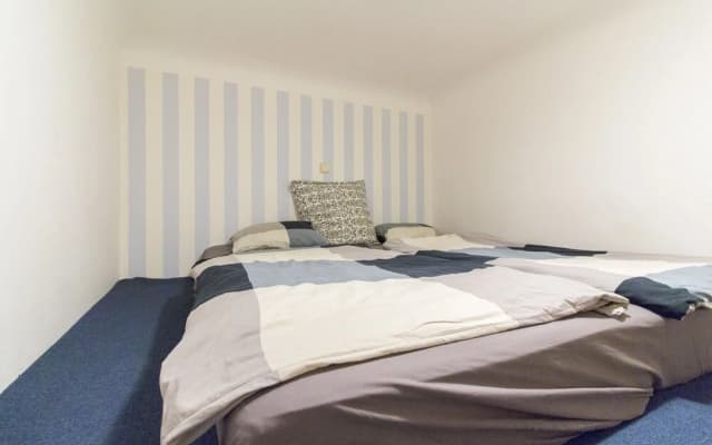 Cosy Apartment for 4 next to the Main Train Station by easyBNB - photo 2